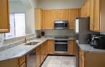 8856 E Sharon Dr in Scottsdale, AZ - Building Photo - Building Photo