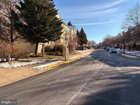 2606 Windy Oak Ct in Crofton, MD - Building Photo