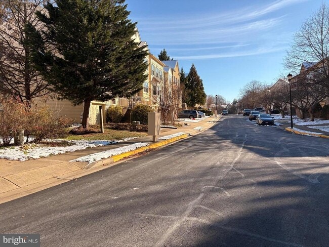 property at 2606 Windy Oak Ct