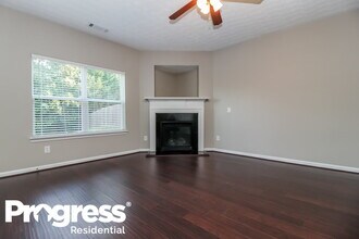 5228 McEver View Dr in Sugar Hill, GA - Building Photo - Building Photo