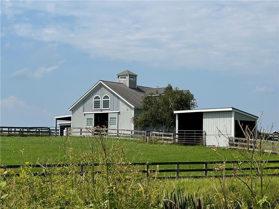 148 Fox Hill Rd in Ancramdale, NY - Building Photo