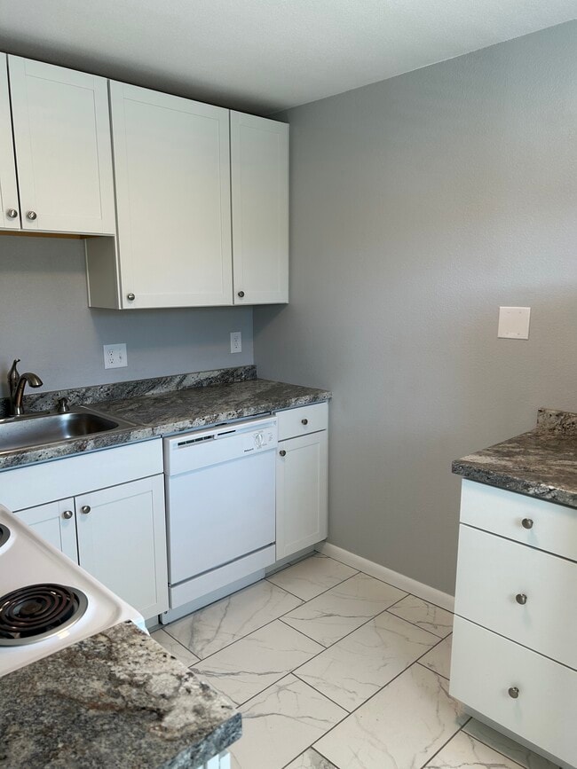 3410 N Cascade Ave, Unit 3410 in Colorado Springs, CO - Foto de edificio - Building Photo
