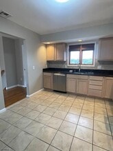 254 Crystal St in North Arlington, NJ - Building Photo - Building Photo