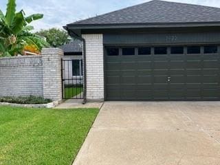 property at 2422 Clippers Cove Dr
