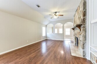 15723 Chapel Lake Dr in Cypress, TX - Building Photo - Building Photo
