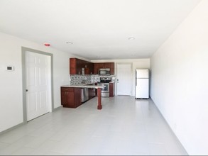 The Manhattan Luxury Apartments in Tampa, FL - Building Photo - Interior Photo