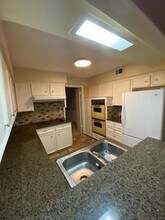 7640 Dentcrest Dr in Dallas, TX - Building Photo - Building Photo