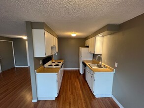 623 SE Russell St in Camas, WA - Building Photo - Building Photo