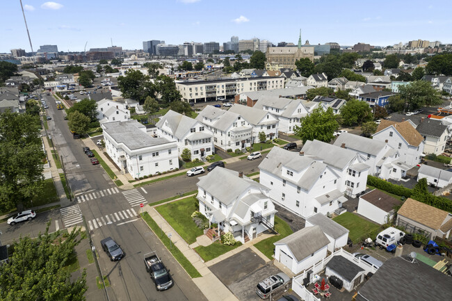 149 Frederick St in Stamford, CT - Building Photo - Building Photo