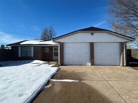 8441 NW 92nd St in Oklahoma City, OK - Building Photo