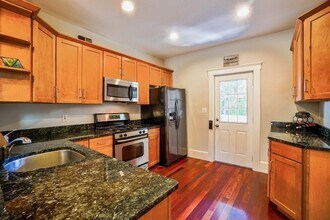7 Treadway Rd in Boston, MA - Building Photo - Building Photo