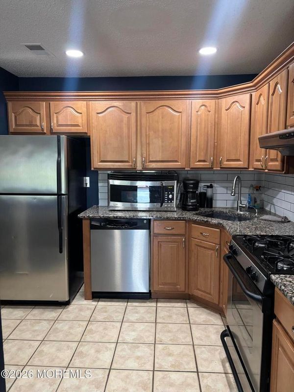 14-1 Providence Ct in Freehold Township, NJ - Building Photo - Building Photo