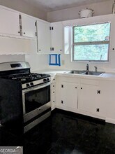 3248 Dodson Dr in Atlanta, GA - Building Photo - Building Photo