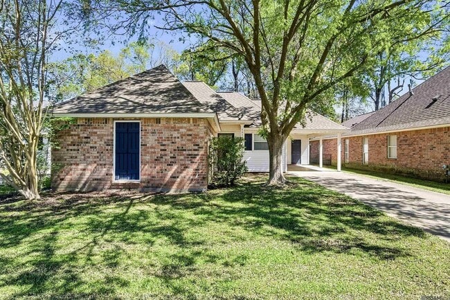 18152 Woodhaven Dr in Prairieville, LA - Building Photo - Building Photo