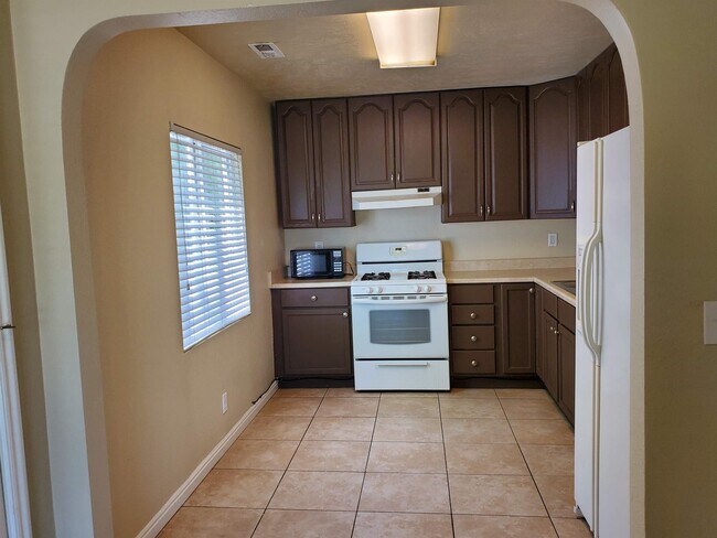 66 W Oakland Ave in South Salt Lake, UT - Building Photo - Building Photo