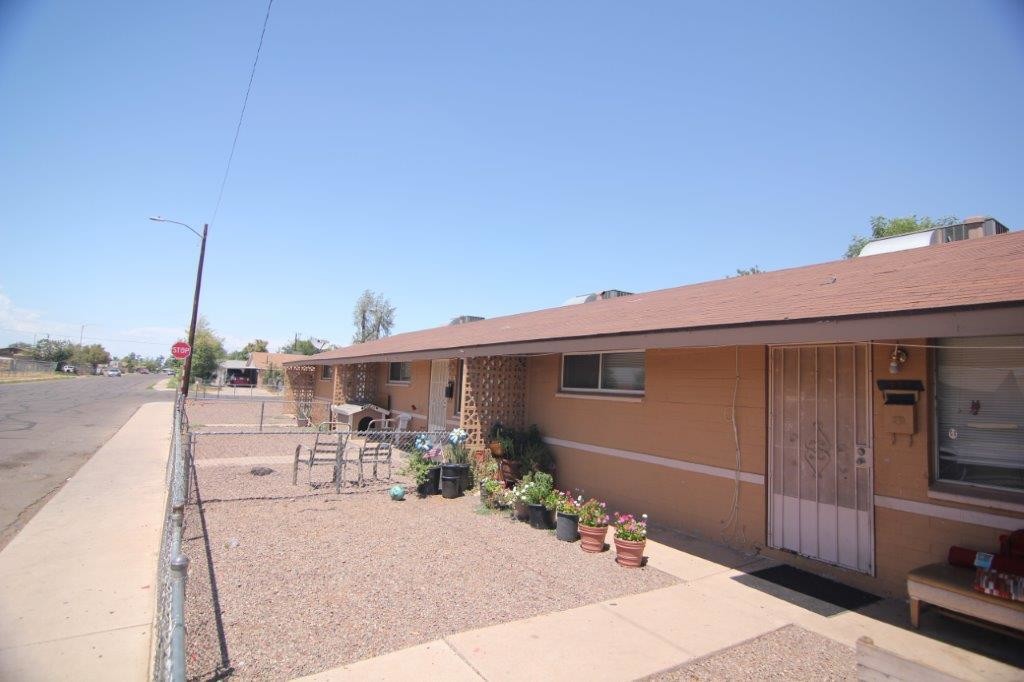 Fillmore Street Money Maker in Phoenix, AZ - Building Photo