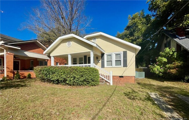 1012 Belmont Ave in Fayetteville, NC - Foto de edificio - Building Photo