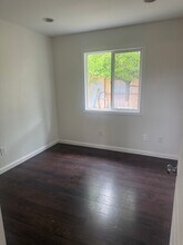 37367 Elm St, Unit B in Newark, CA - Foto de edificio - Building Photo