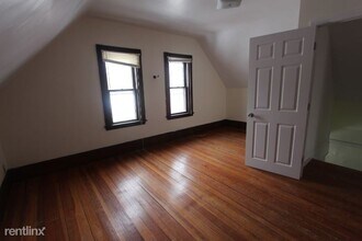 3 Greenwood Terrace-Unit -Apt 1 in Somerville, MA - Foto de edificio - Building Photo