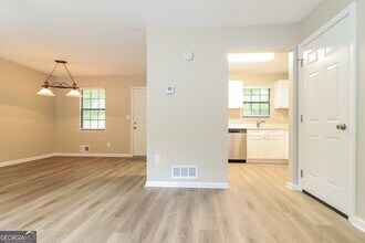 117 Westwood Dr in Dallas, GA - Building Photo - Building Photo