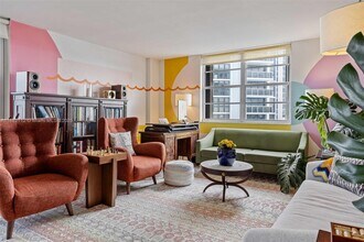 5 Island Ave in Miami Beach, FL - Building Photo - Building Photo