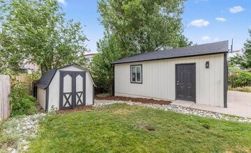 9563 W Caley Ave in Littleton, CO - Building Photo - Building Photo