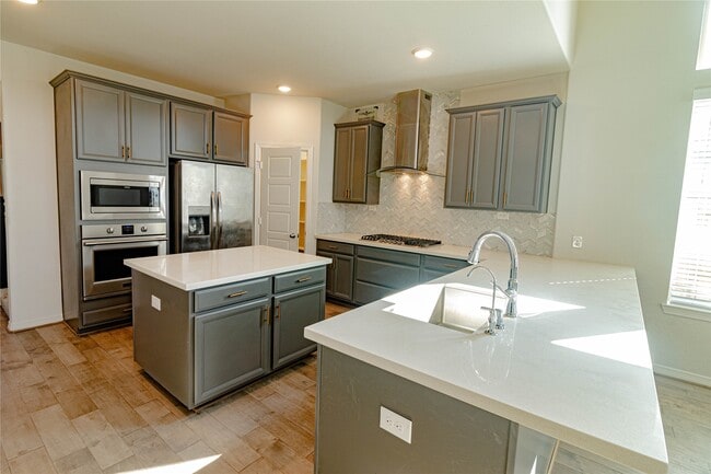 property at 4135 Chloe Ridge Ln