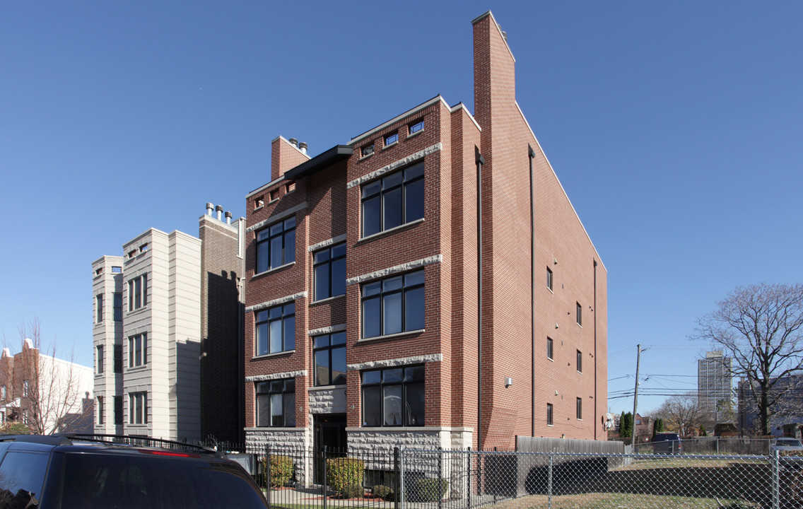 3541-3543 S Prairie Ave in Chicago, IL - Building Photo