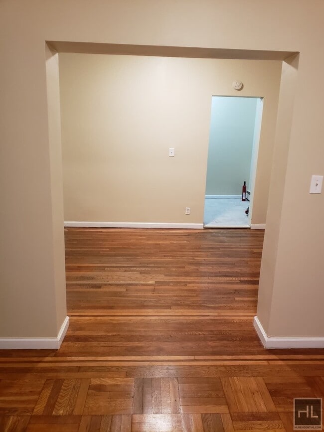 MELVILLE STREET in Bronx, NY - Building Photo - Building Photo