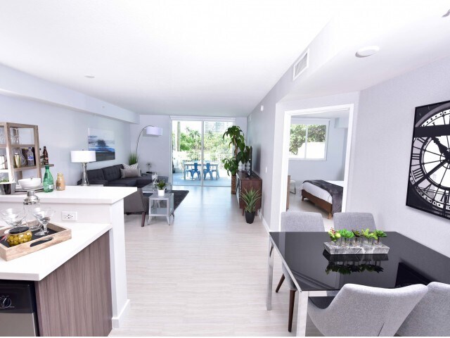 601 NE 39th St in Miami, FL - Building Photo - Building Photo