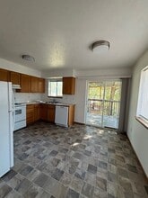 2207 E Central Ave in Spokane, WA - Building Photo - Building Photo
