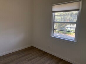 123 S Grand Oaks Ave, Unit 4 in Pasadena, CA - Building Photo - Building Photo