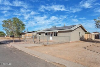 13865 W Noble Cir in Casa Grande, AZ - Building Photo - Building Photo