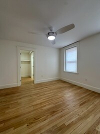 22 Bradlee Rd, Unit 304 in Medford, MA - Building Photo - Building Photo