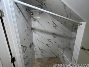 72 Nonantum St in Boston, MA - Building Photo - Building Photo