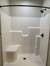 2217 Overlook Ridge Ct in Watertown, SD - Foto de edificio - Building Photo