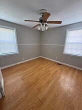 3323 Oakwood Blvd in Sheffield, AL - Building Photo - Building Photo