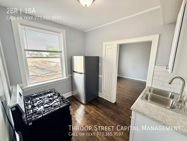 property at 1621 S Komensky Ave