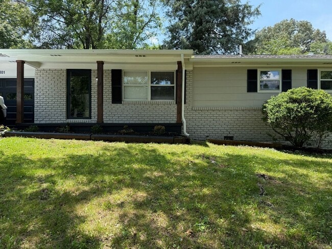 1301 Burton Rd SW in Knoxville, TN - Building Photo - Building Photo