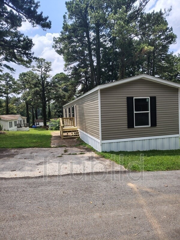 8 Poole Cir in Ellenwood, GA - Building Photo - Building Photo