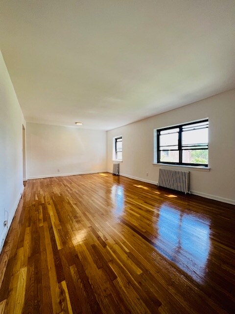 118 Washington Ave, Unit top floor in Rutherford, NJ - Building Photo - Building Photo