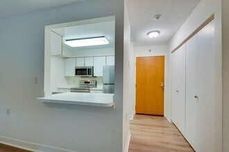 100 Rosemary Way in Needham, MA - Building Photo - Building Photo