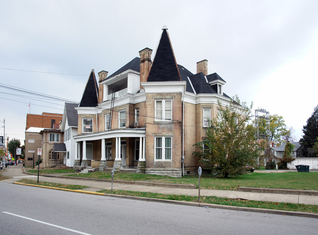 947 Market St in Parkersburg, WV - Building Photo - Building Photo