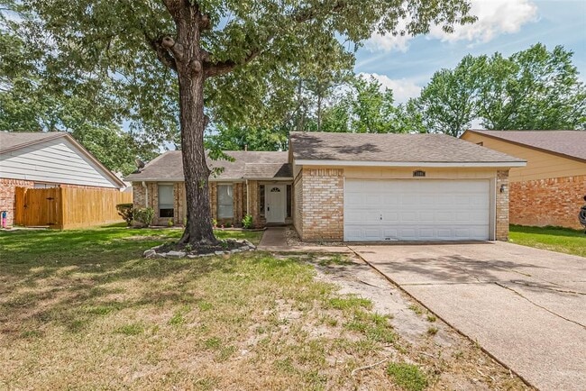 property at 2606 Lexington Woods Dr