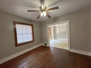 1717 Roys Ave in Elkhart, IN - Building Photo - Building Photo