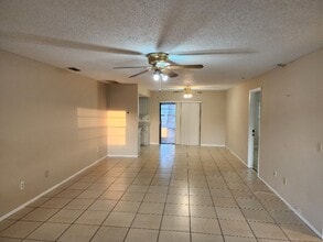 309 Sea Hawk Ct in Edgewater, FL - Building Photo - Building Photo
