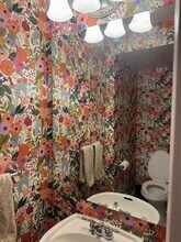 5637 Independence Cir in Alexandria, VA - Building Photo - Building Photo