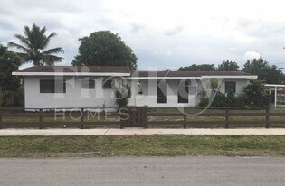 5850 NW 118th St in Hialeah, FL - Building Photo