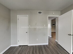 5105 Skillman St in Dallas, TX - Building Photo - Building Photo