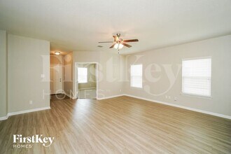 8941 Elizabeth Pk in Converse, TX - Building Photo - Building Photo